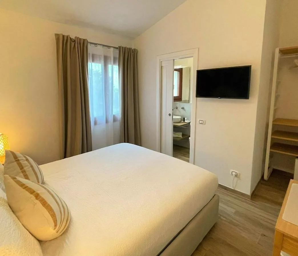 B&B Guacamayo Bed and breakfast San Teodoro (Sardinia)